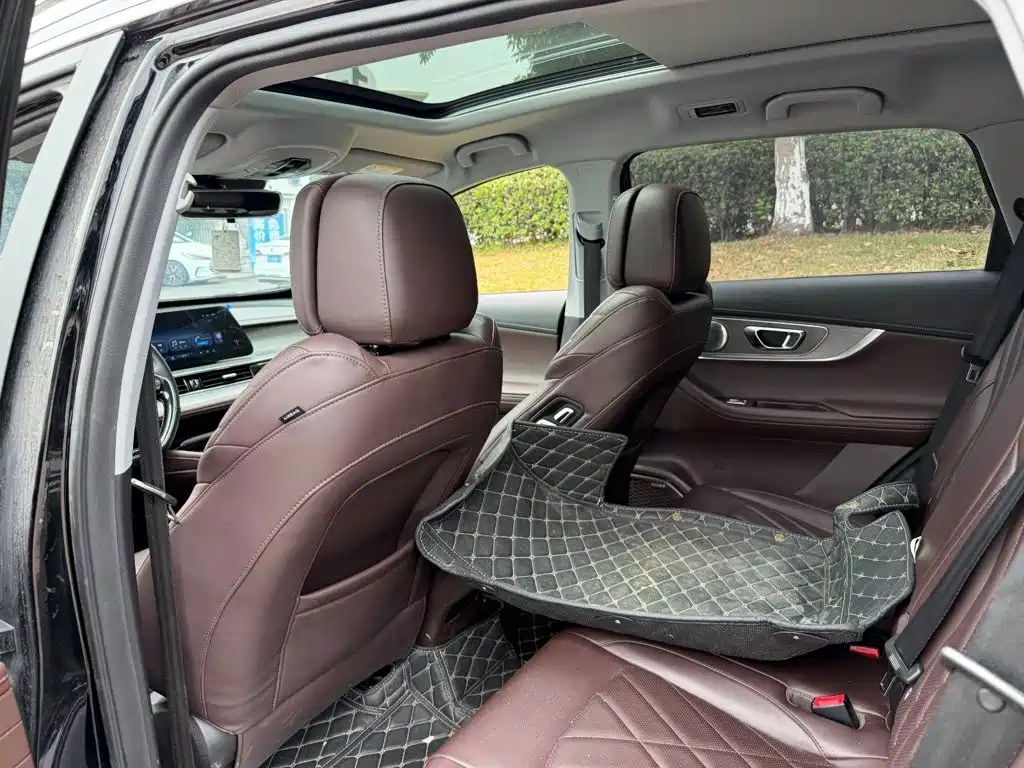 Chery Tiggo 8 PRO — фото 11