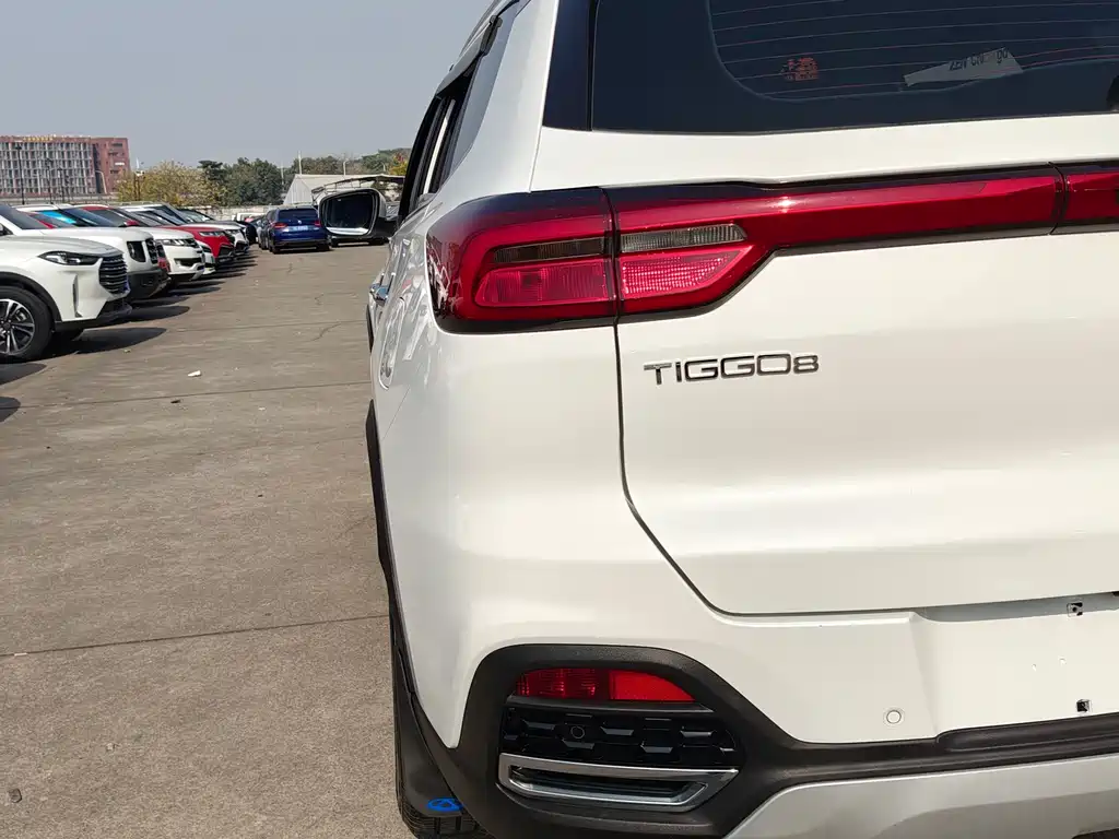 Chery Tiggo 8 — фото 20