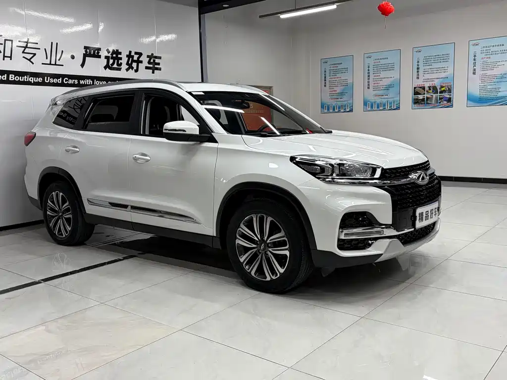 Chery Tiggo 8 — фото 3