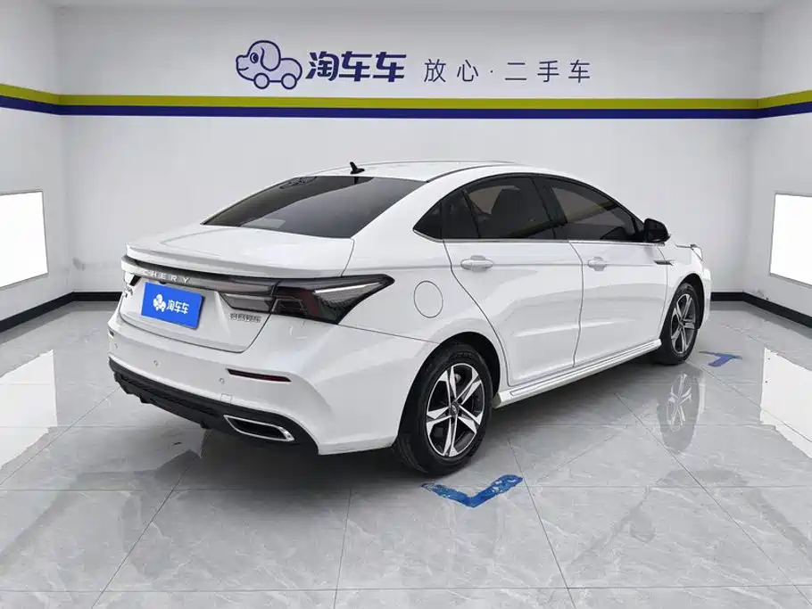 Chery Arrizo 5 PLUS — фото 3