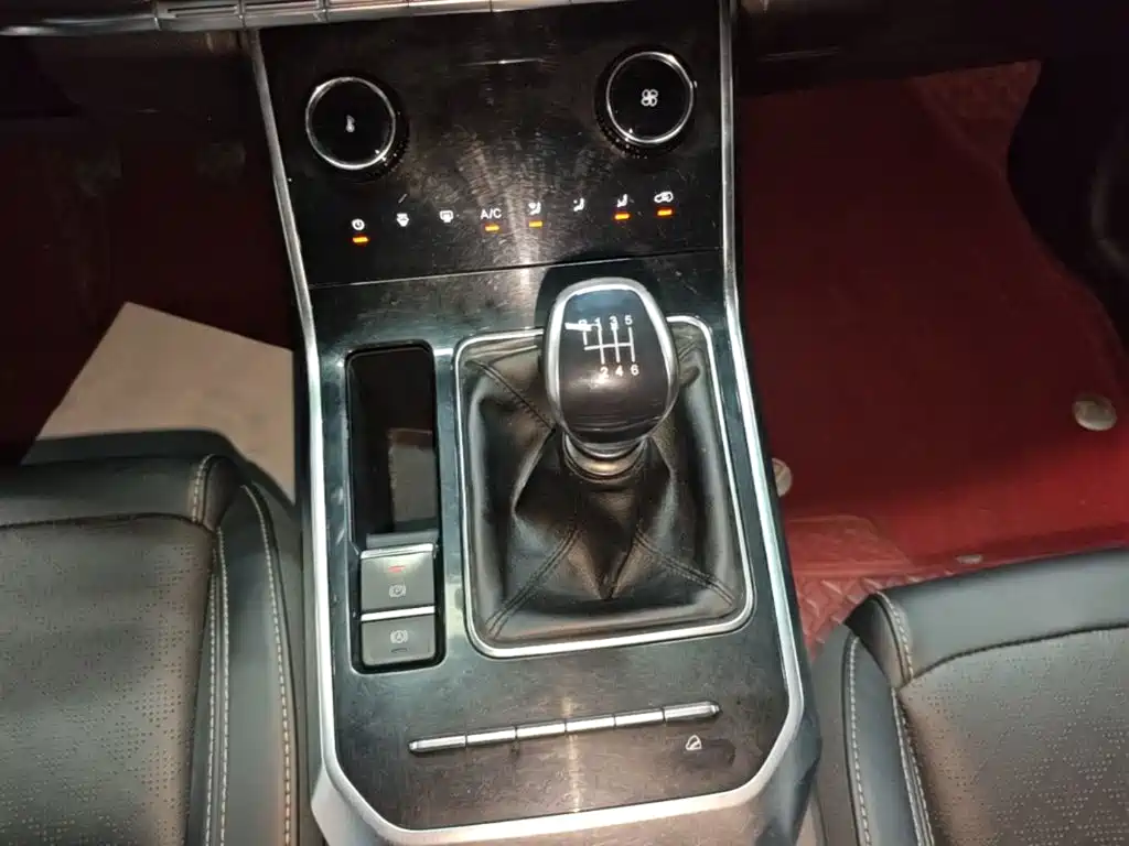Chery Tiggo 8 — фото 14
