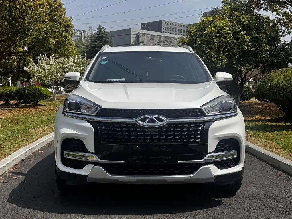 Chery Tiggo 8 — фото 2