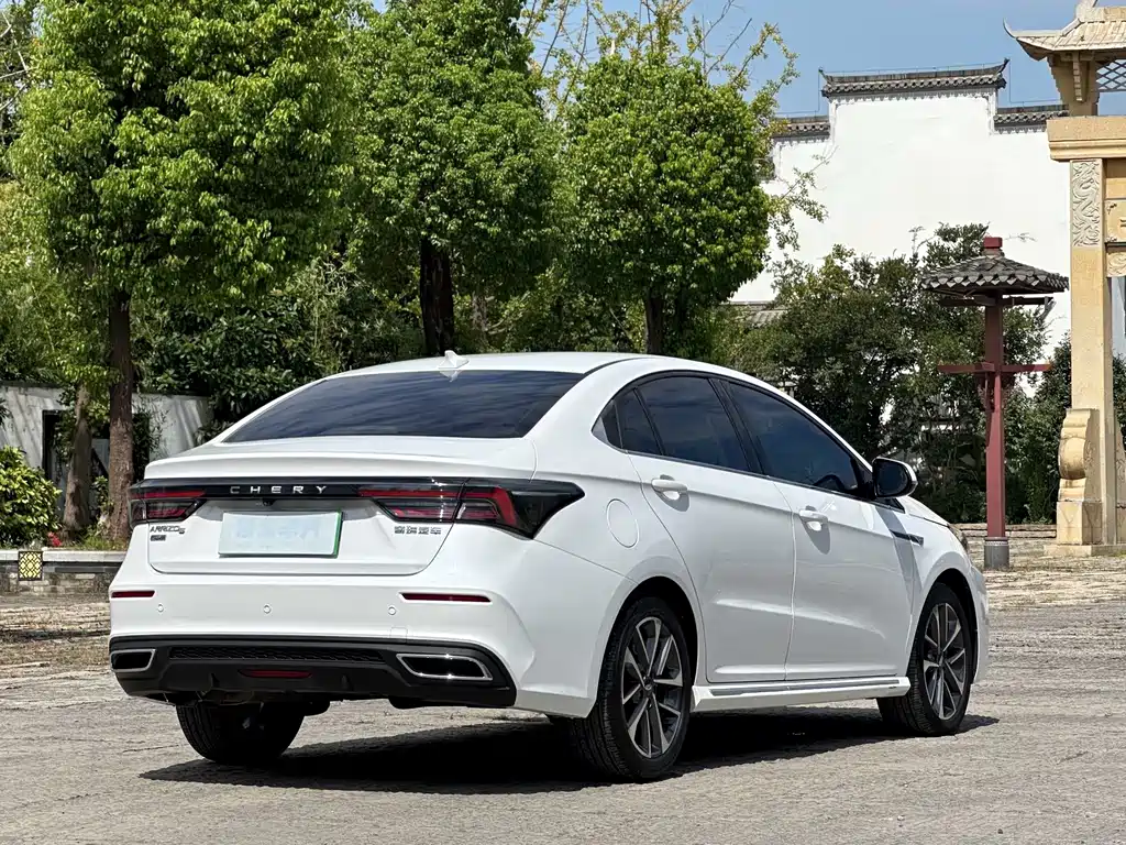 Chery Arrizo 5 PLUS — фото 4