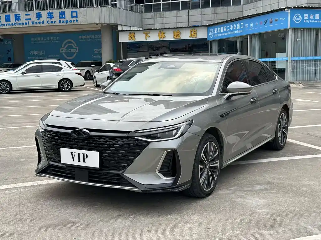 Chery Arrizo 8