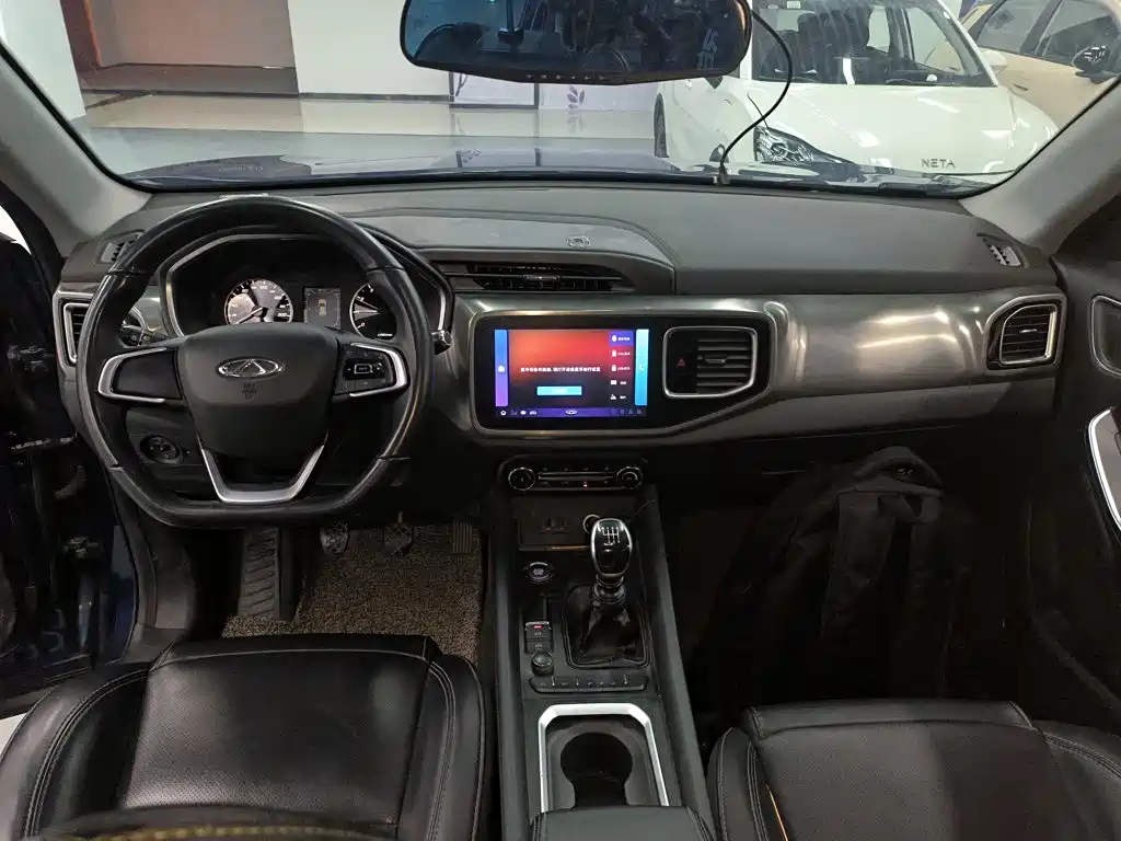 Chery Tiggo 8 — фото 10