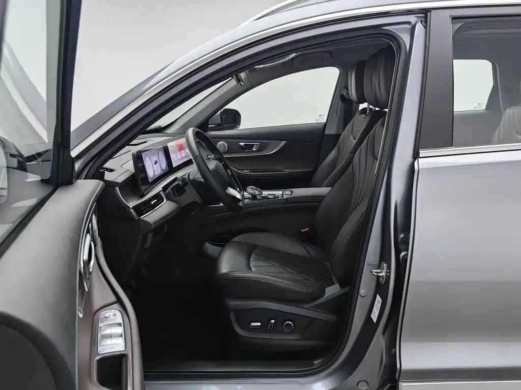 Chery Tiggo 8 PRO — фото 10