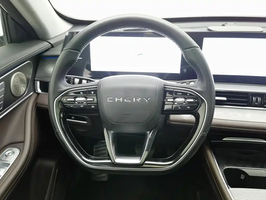 Chery Tiggo 8 PRO — фото 11