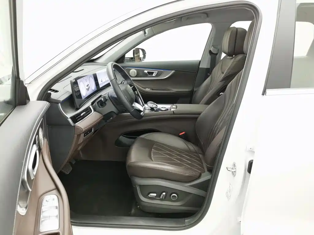 Chery Tiggo 8 PRO — фото 10