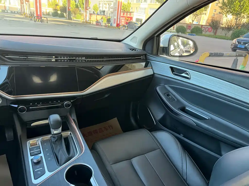 Chery Arrizo 5 PLUS — фото 14