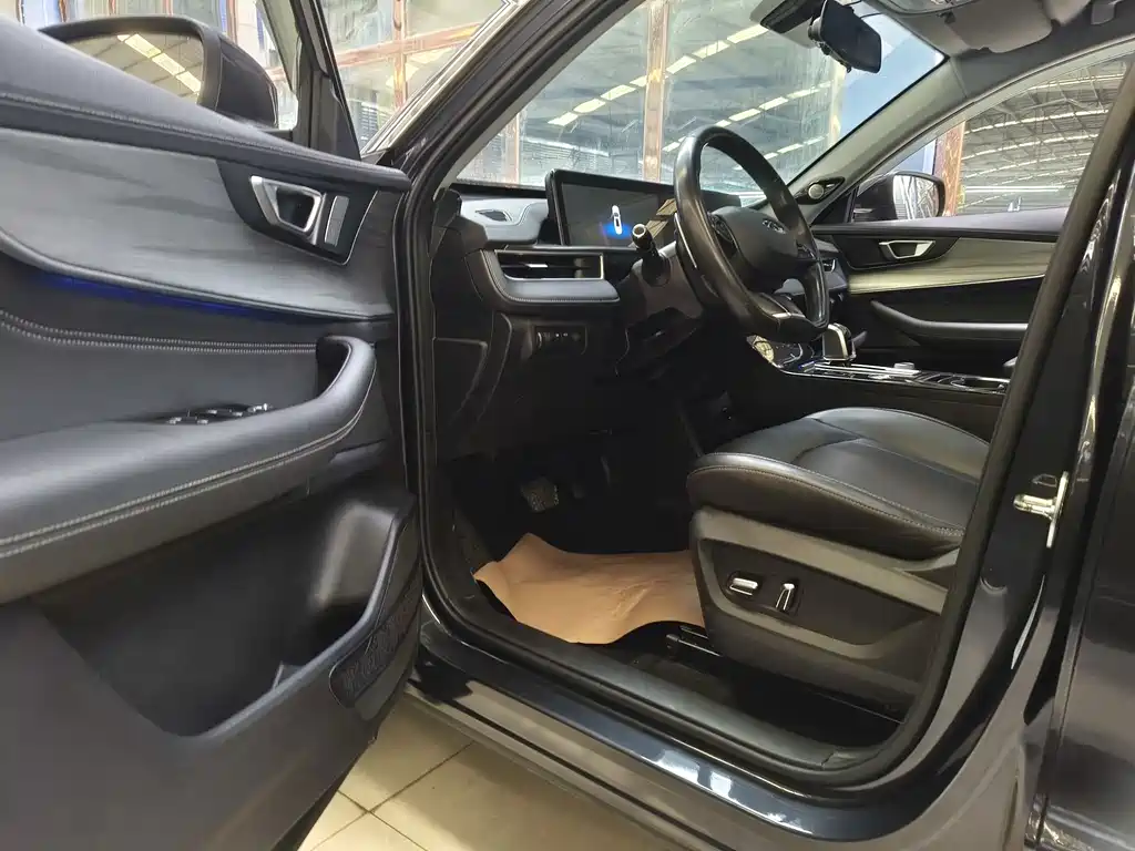Chery Tiggo 8 PLUS — фото 7