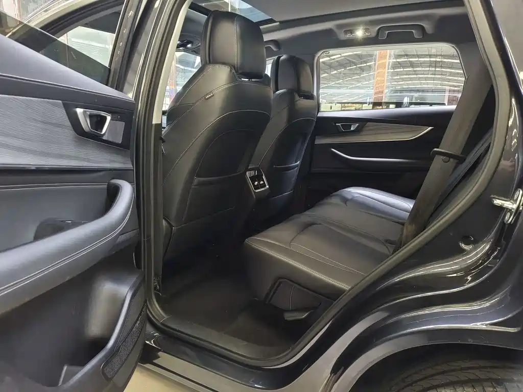 Chery Tiggo 8 PLUS — фото 8