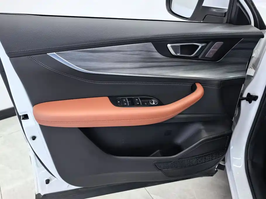 Chery Tiggo 8 PLUS — фото 7