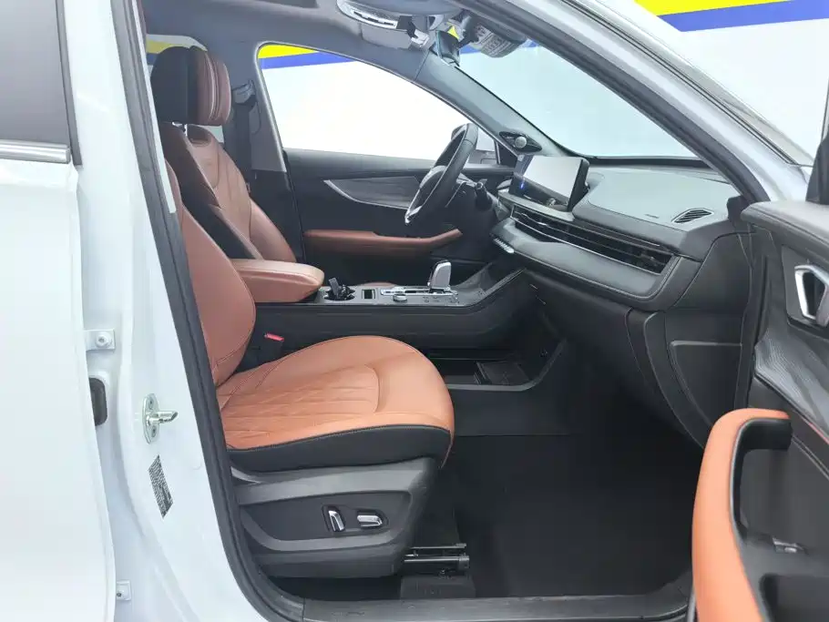 Chery Tiggo 8 PLUS — фото 8