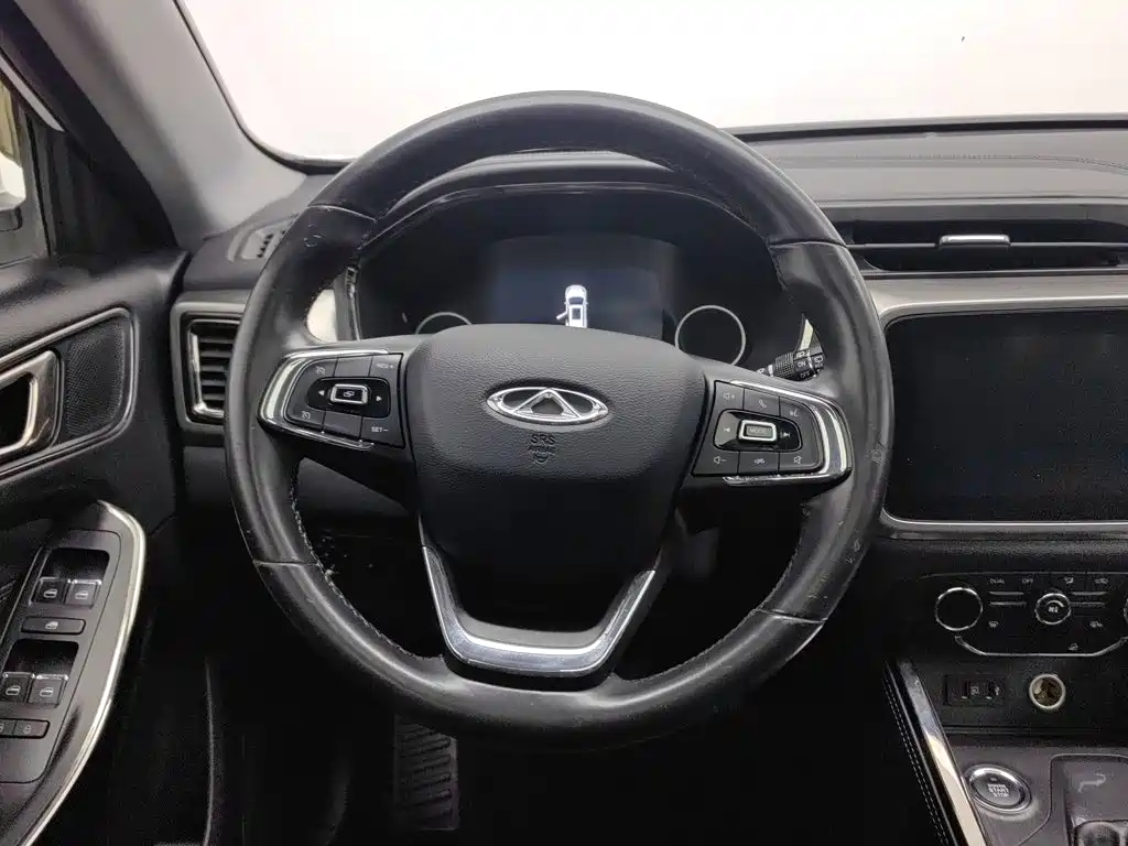 Chery Tiggo 8 — фото 11