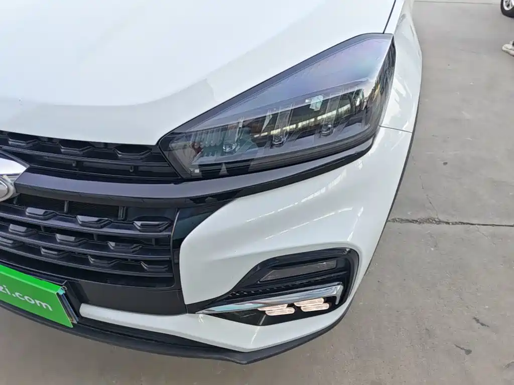 Chery Tiggo 8 — фото 24