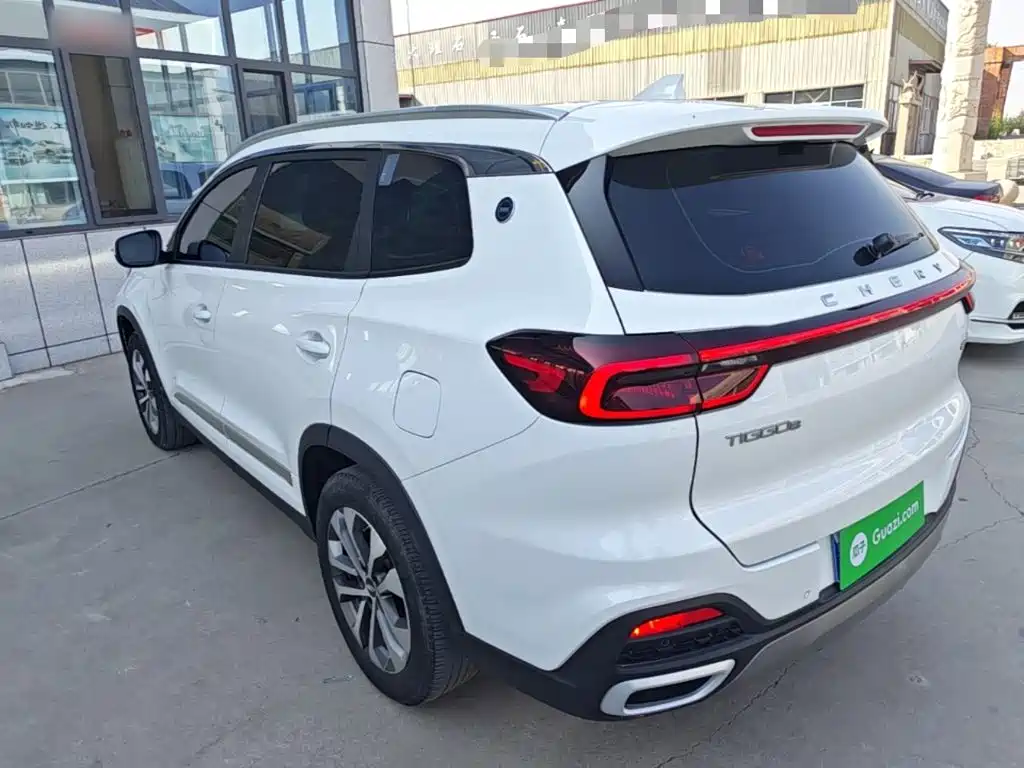 Chery Tiggo 8 — фото 5