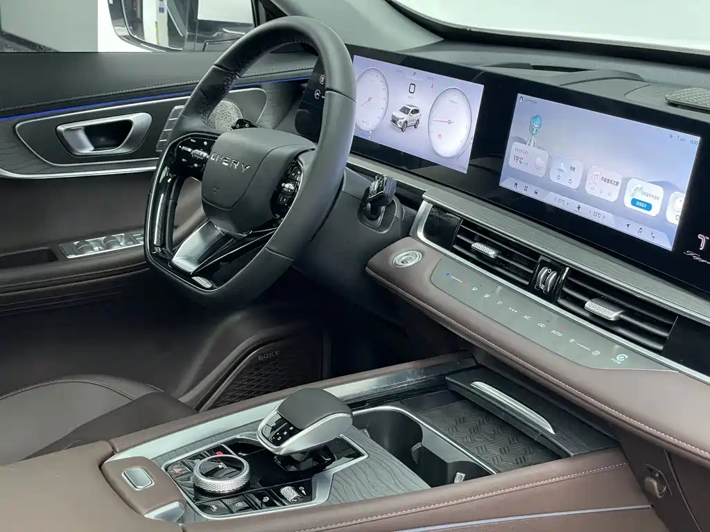 Chery Tiggo 8 PRO — фото 17