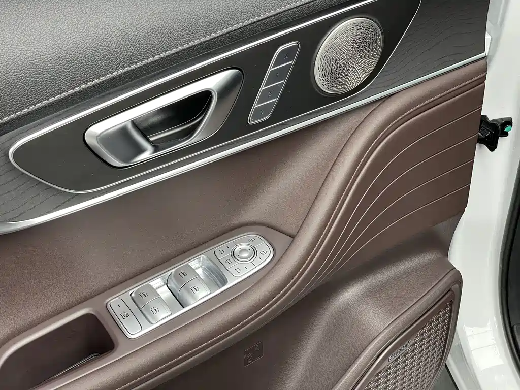 Chery Tiggo 8 PRO — фото 10