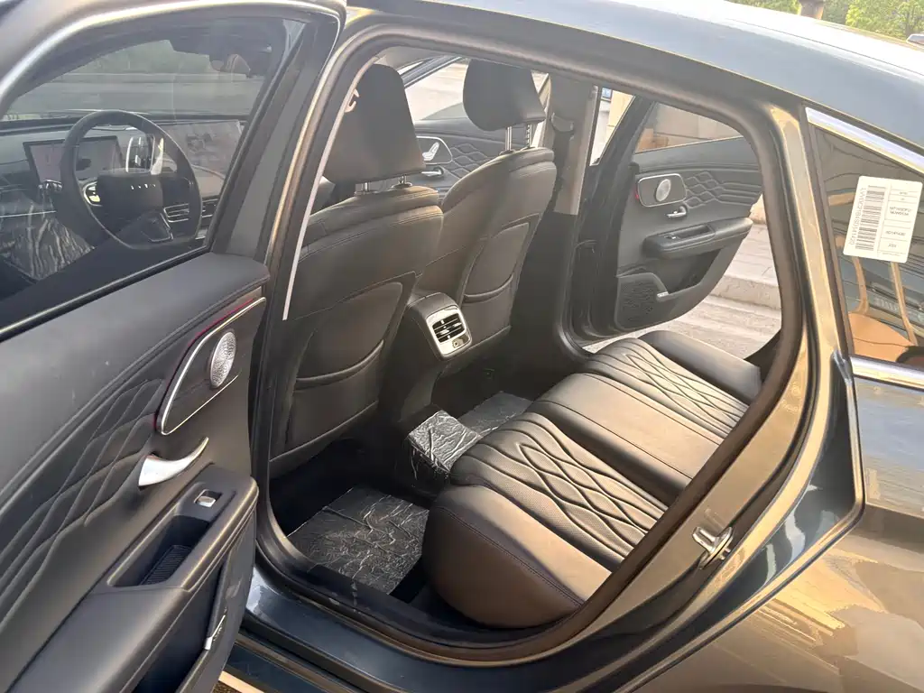 Chery Arrizo 8 PRO — фото 10