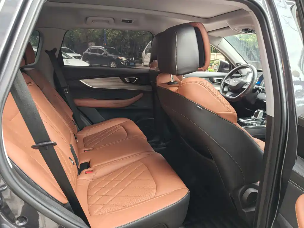 Chery Tiggo 8 PLUS — фото 8