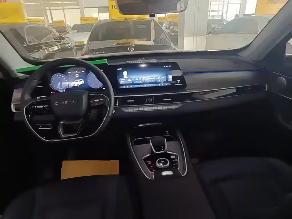Chery Tiggo 8 PRO — фото 10