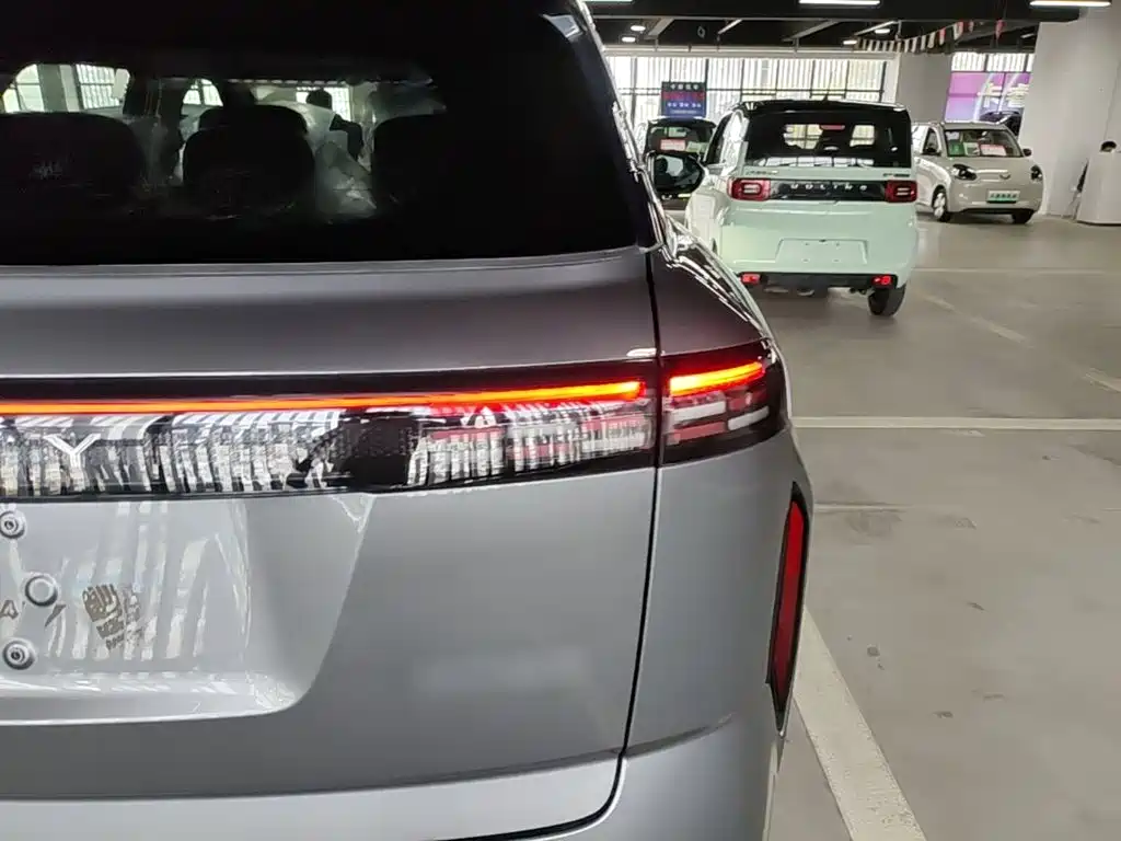 Chery Tiggo 7 C-DM — фото 8