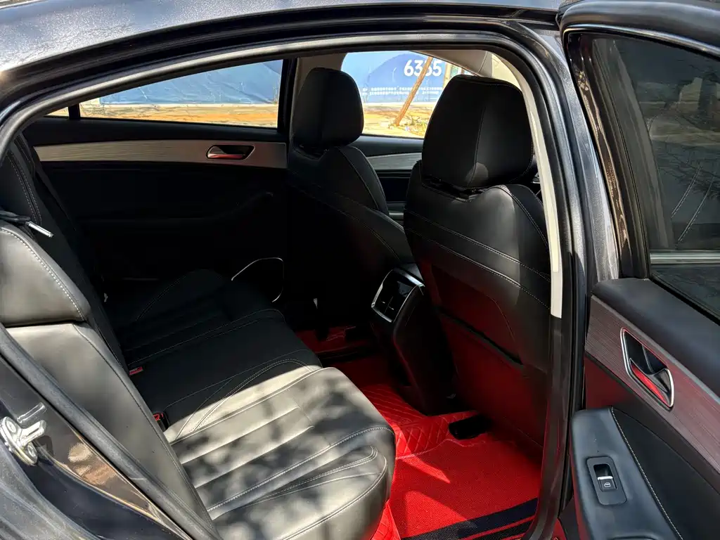 Chery Arrizo 5 PLUS — фото 10