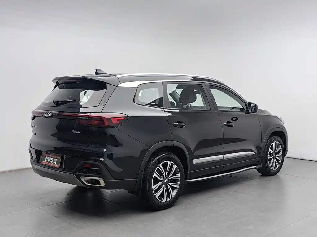 Chery Tiggo 8 — фото 2