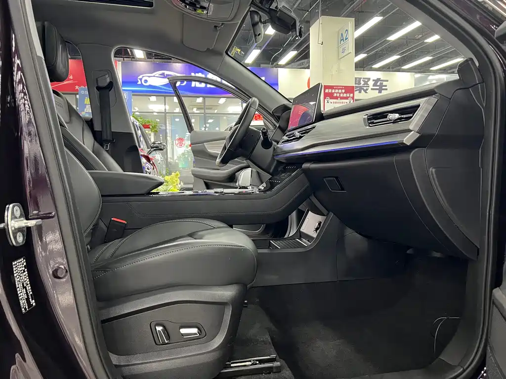 Chery Tiggo 8 — фото 21