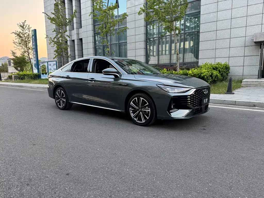 Chery Arrizo 8 PRO — фото 4