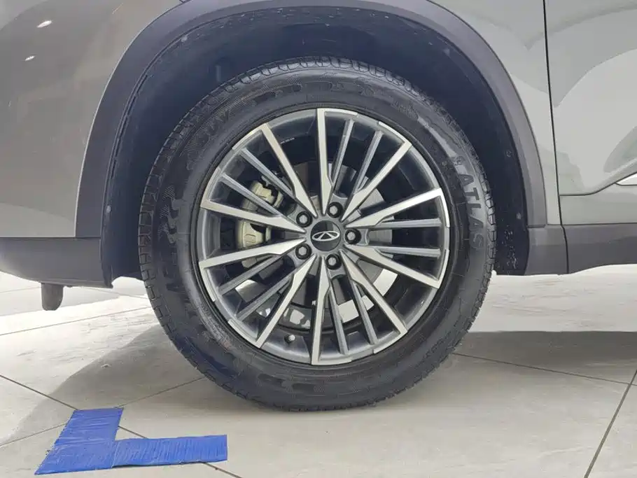 Chery Tiggo 8 PLUS — фото 6