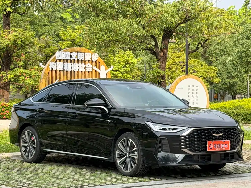 Chery Arrizo 8 PRO — фото 3