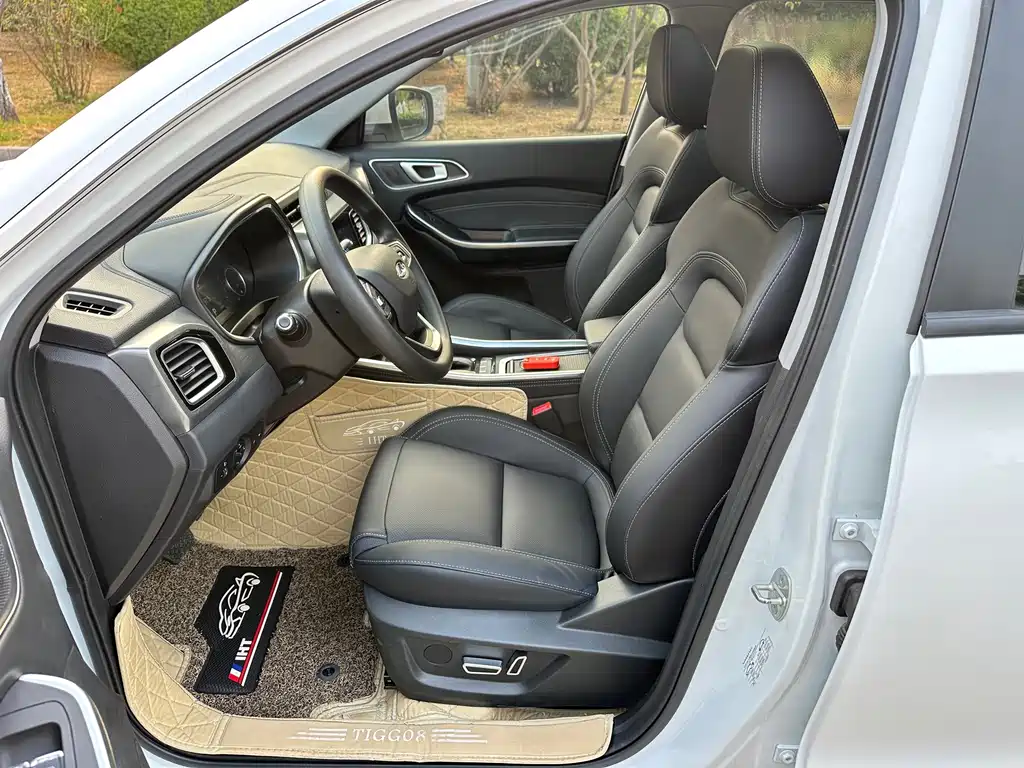 Chery Tiggo 8 — фото 14