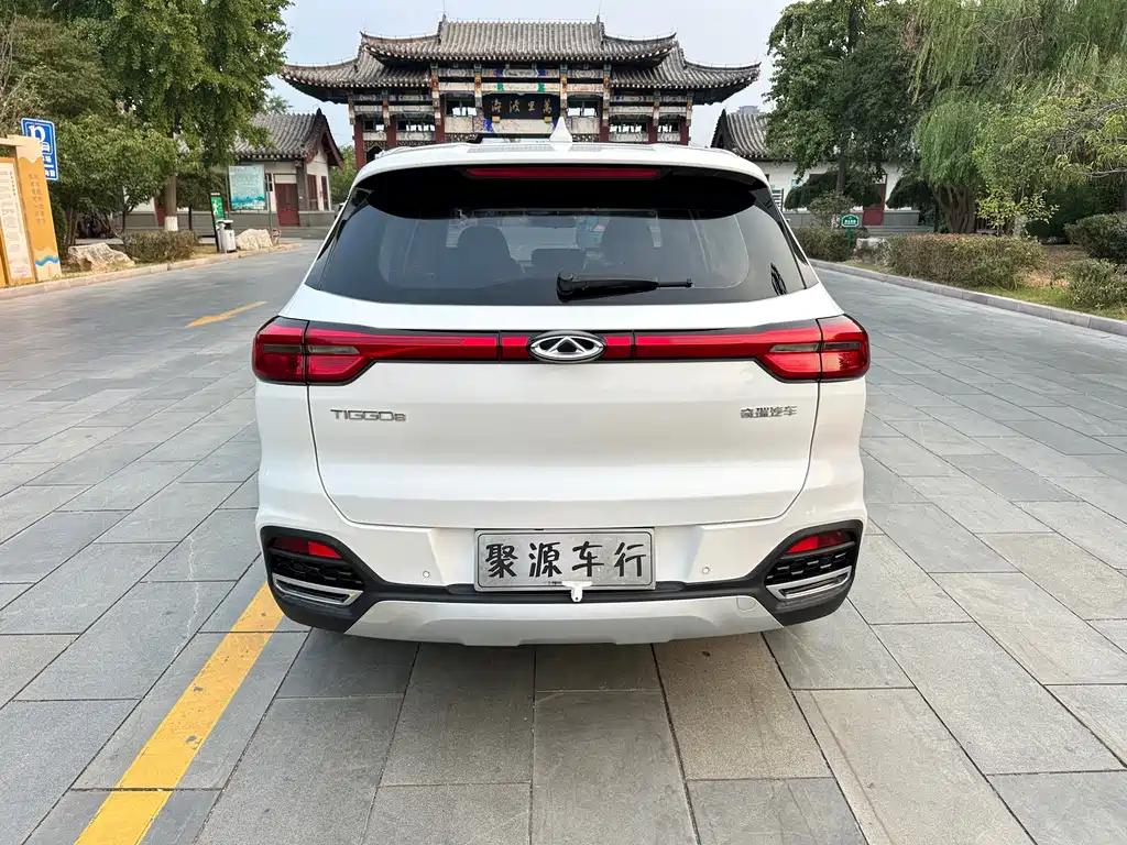 Chery Tiggo 8 — фото 6