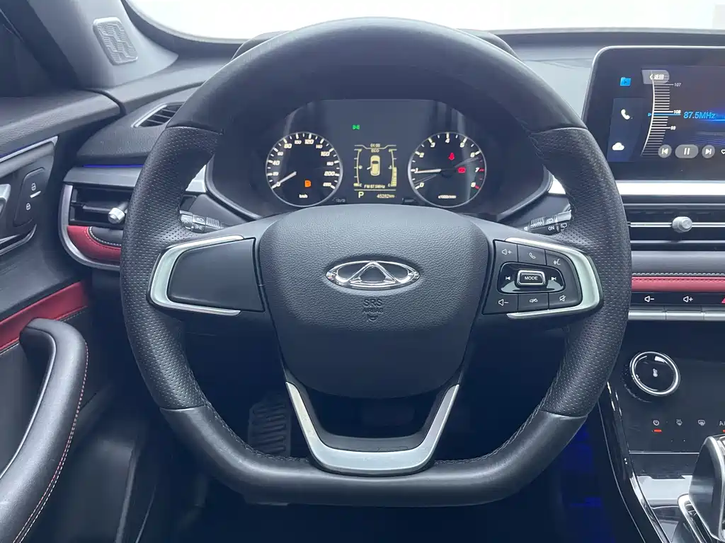 Chery Tiggo 7 — фото 15