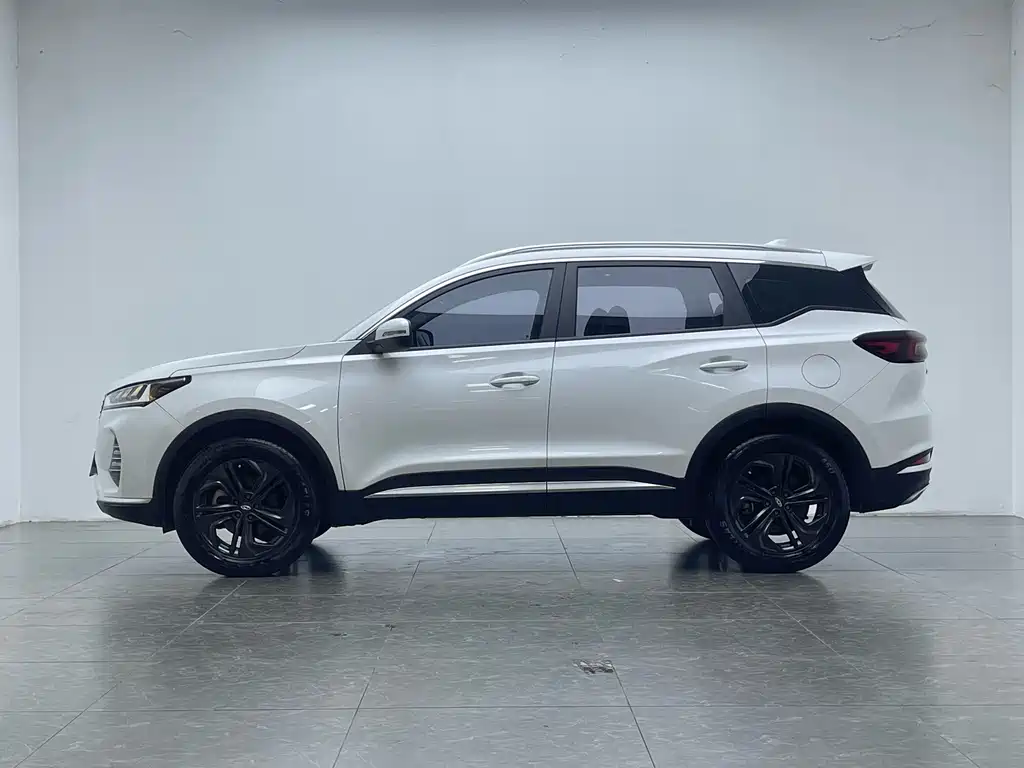 Chery Tiggo 7 — фото 8