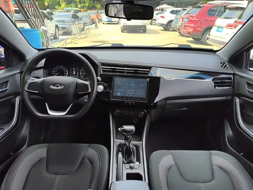 Chery Tiggo 3x — фото 10