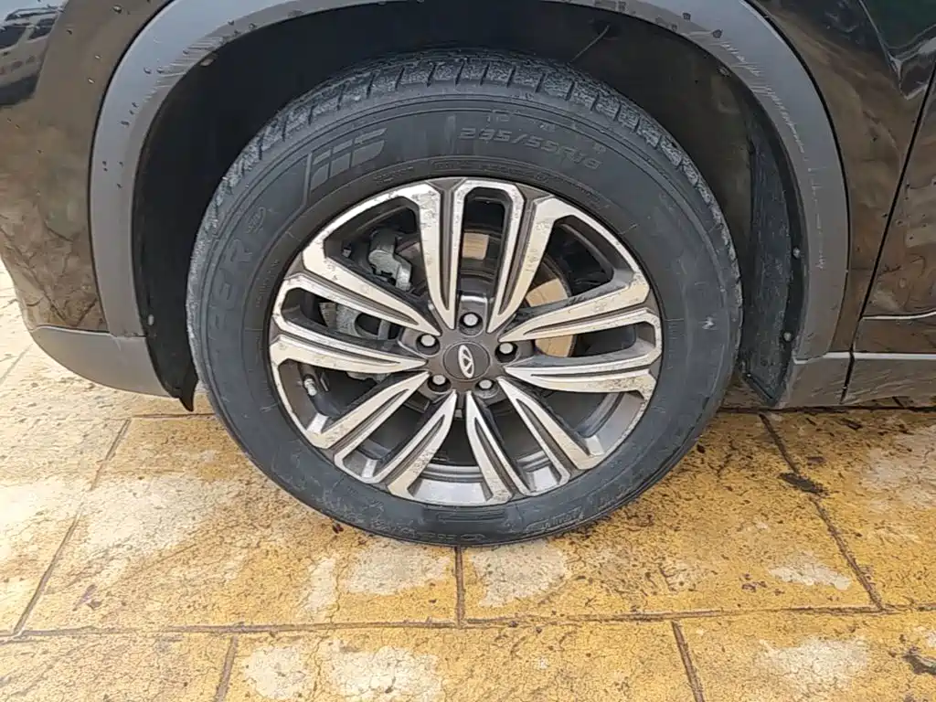 Chery Tiggo 8 — фото 23