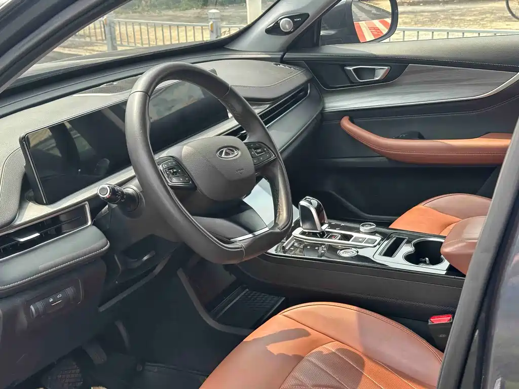 Chery Tiggo 8 PLUS — фото 10