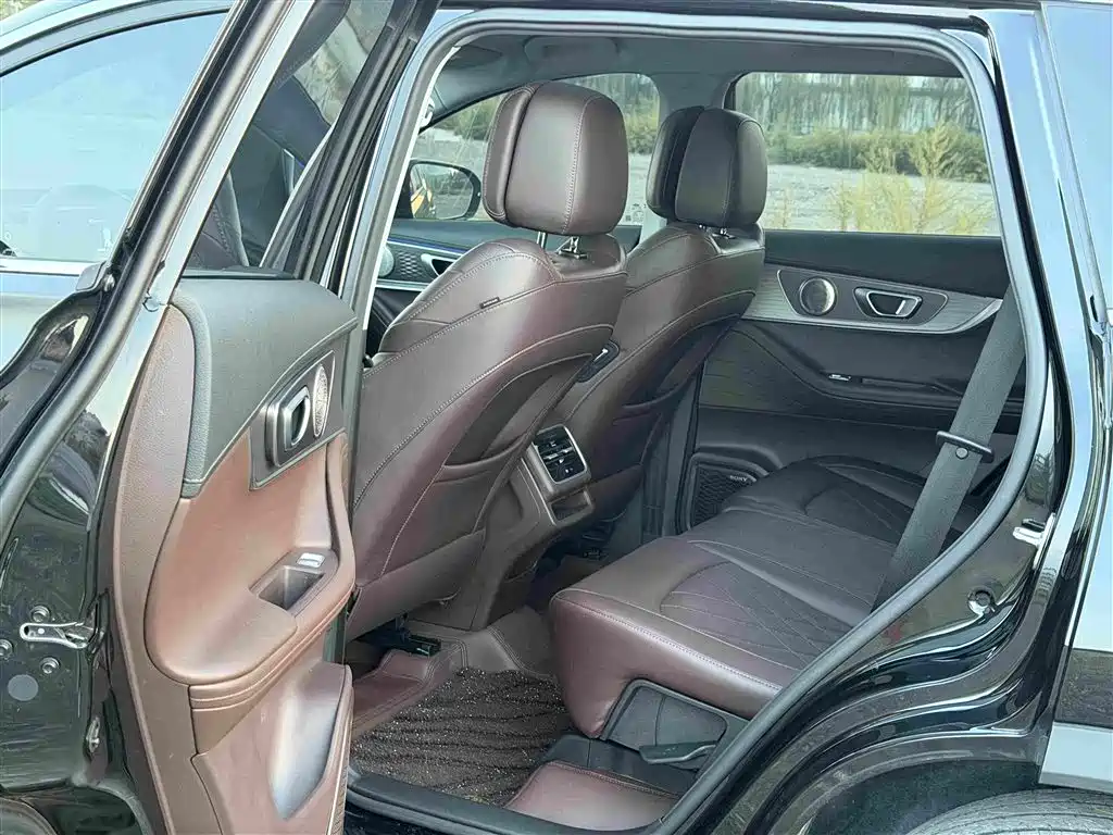 Chery Tiggo 8 PRO — фото 8