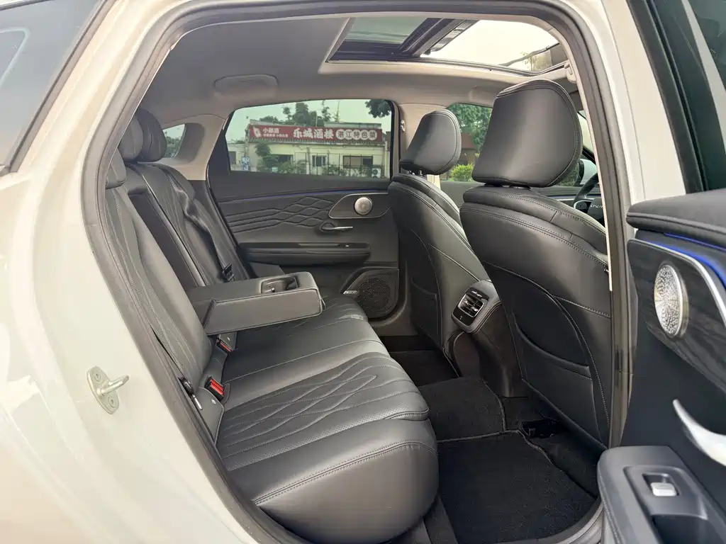 Chery Arrizo 8 PRO — фото 13