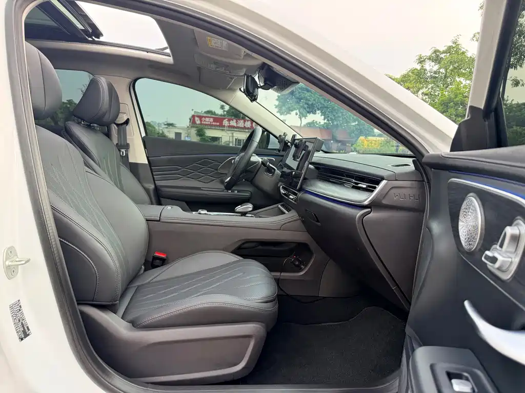 Chery Arrizo 8 PRO — фото 14