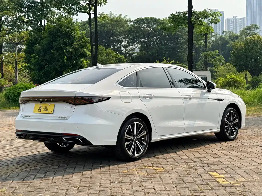 Chery Arrizo 8 PRO — фото 21