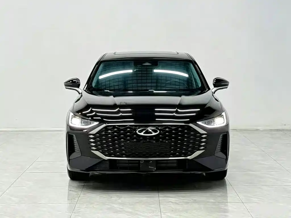 Chery Arrizo 8 PRO — фото 3