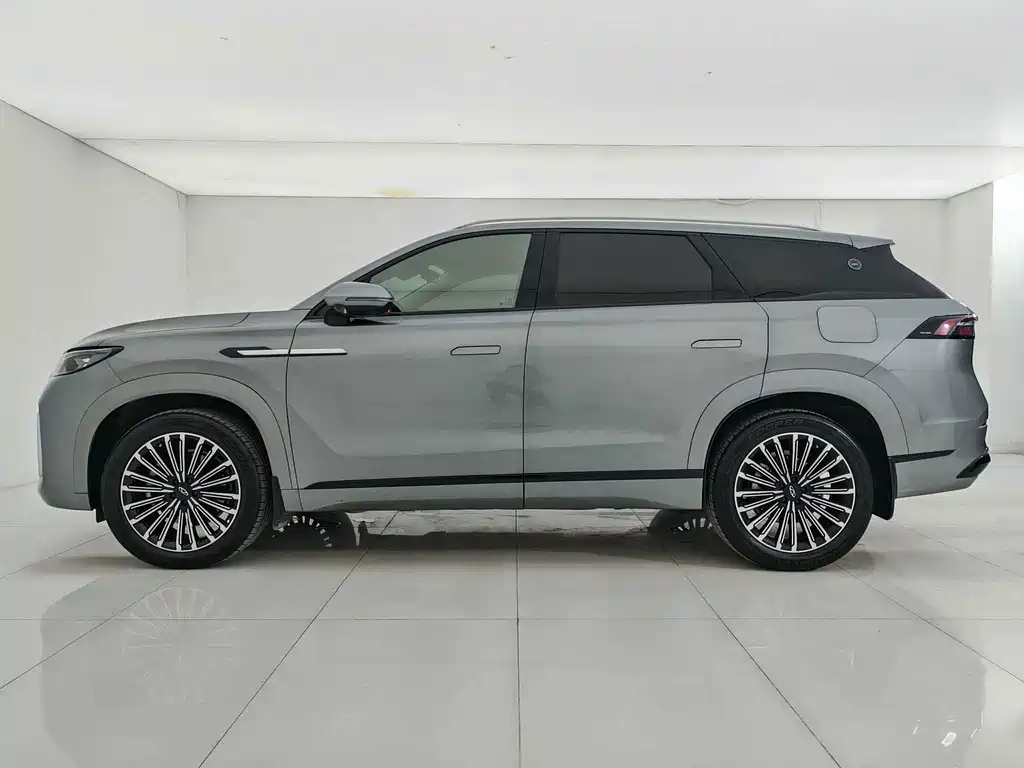 Chery Tiggo 9 C-DM — фото 23
