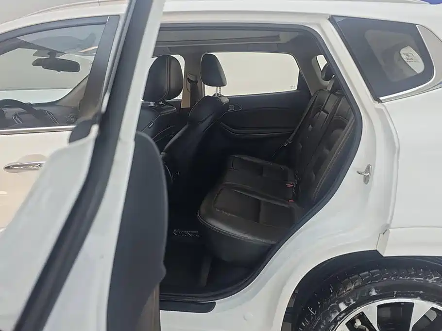 Chery Tiggo 7 — фото 11