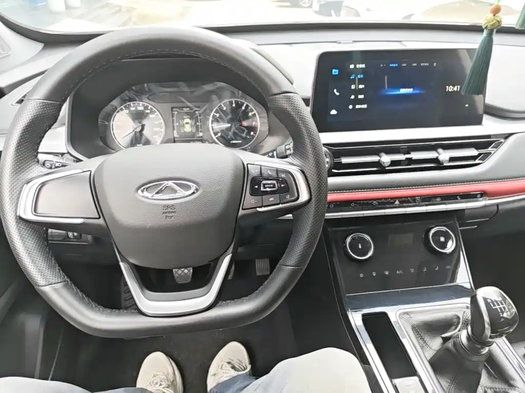 Chery Tiggo 7 — фото 10