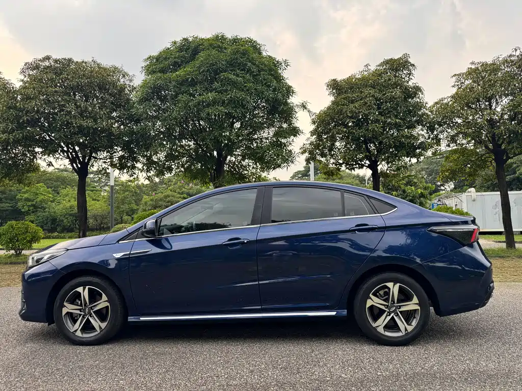 Chery Arrizo 5 PLUS — фото 7