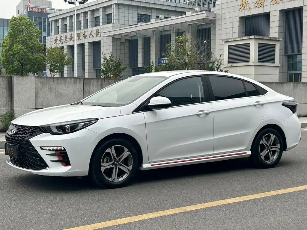 Chery Arrizo 5 PLUS — фото 3