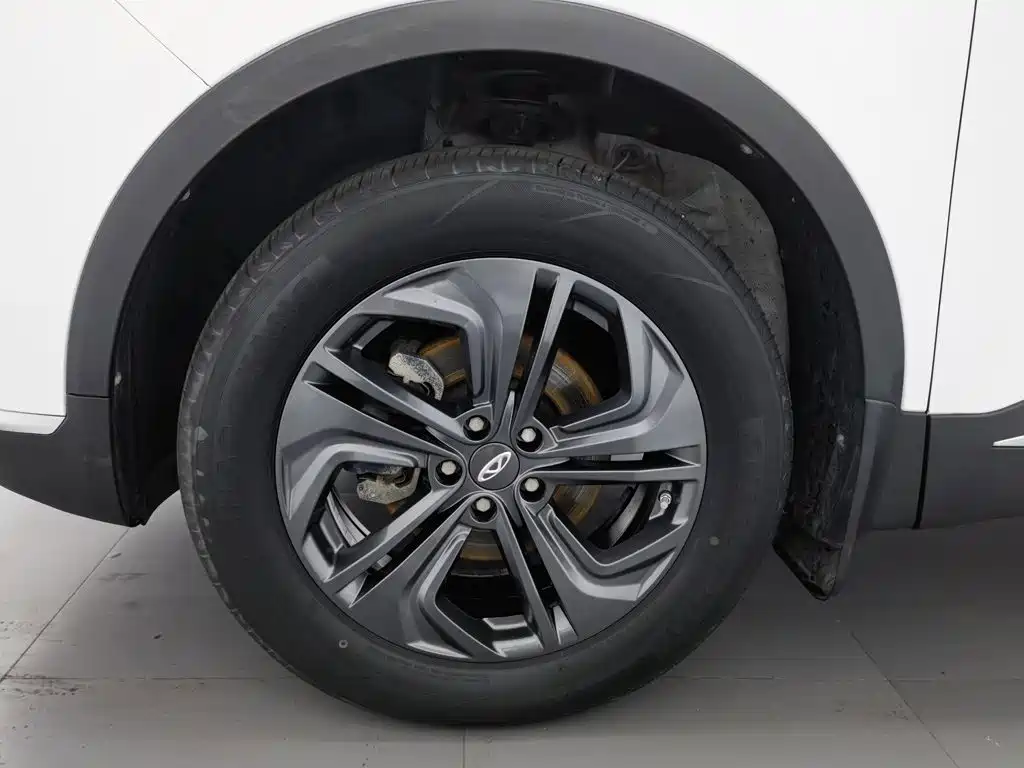 Chery Tiggo 7 — фото 17